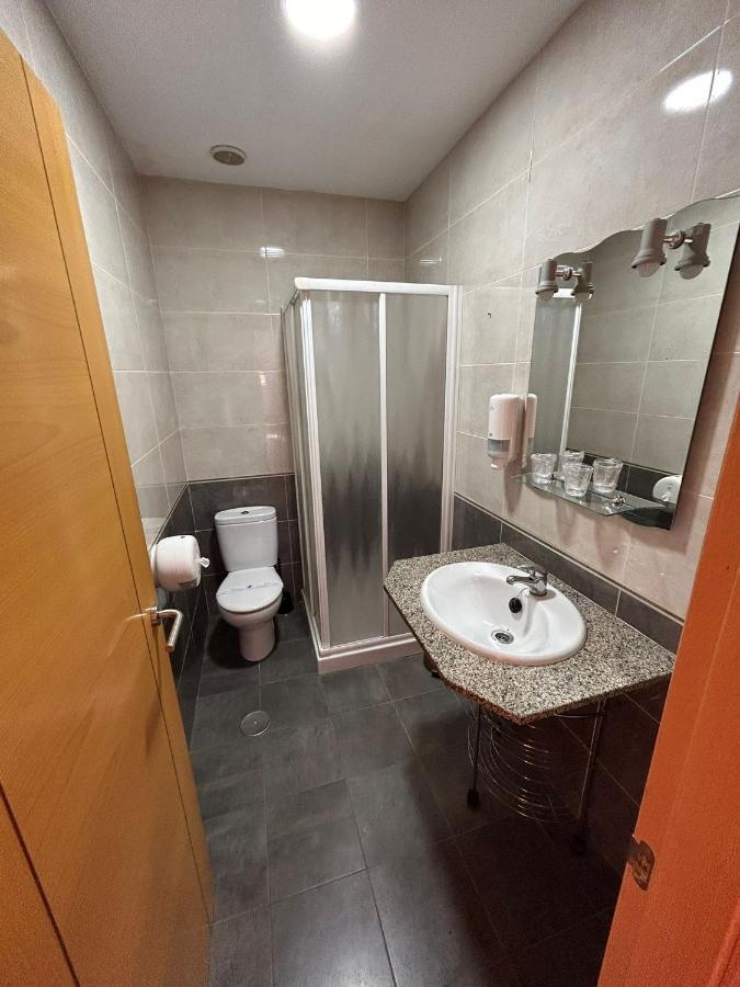 Hostal Restaurante Aqua Ourense Ngoại thất bức ảnh